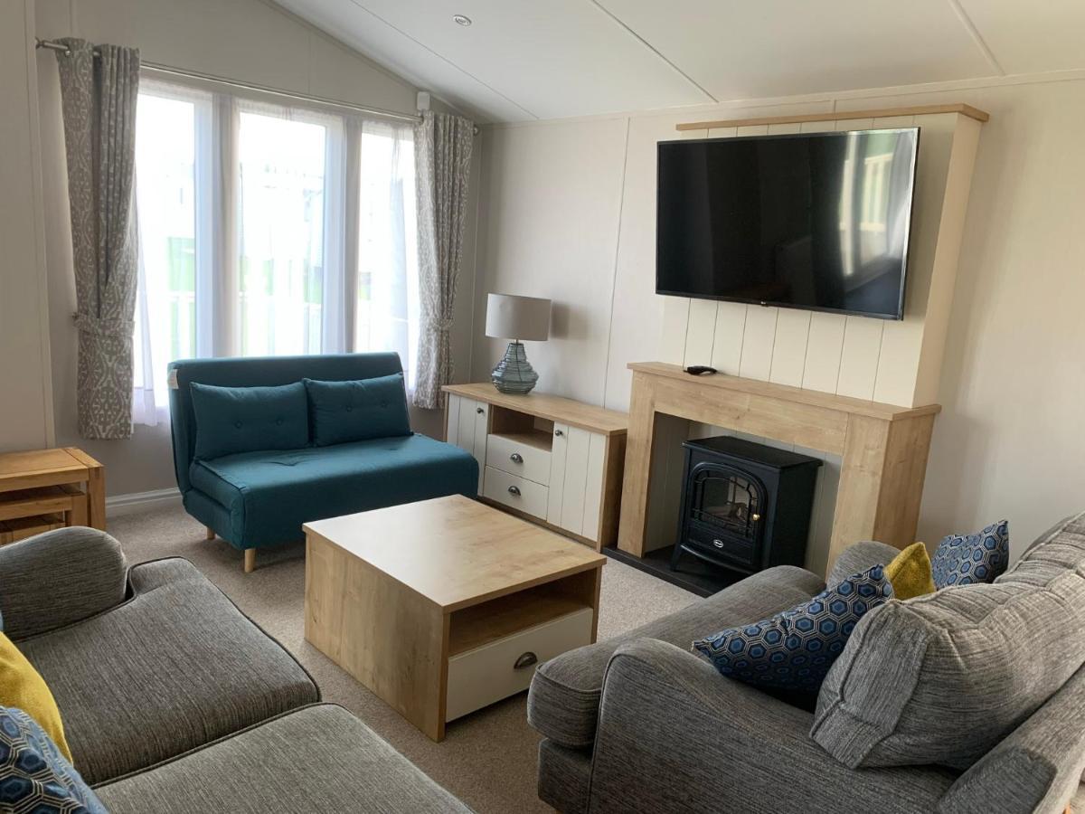 8 Birth Lodge On Cayton Bay Holiday Park Scarborough Extérieur photo